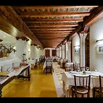 Hotel Murillo
